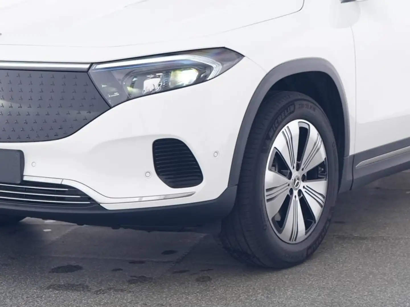 Mercedes-Benz EQA 250 Progressive AHK/LED/MBUX/Tot/Kamera/elHe Weiß - 2