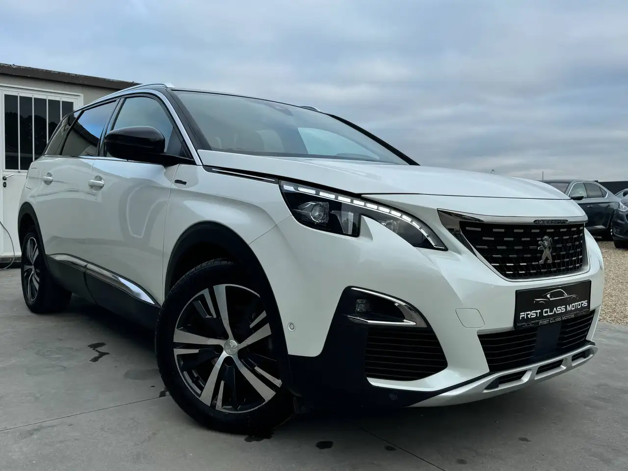 Peugeot 5008