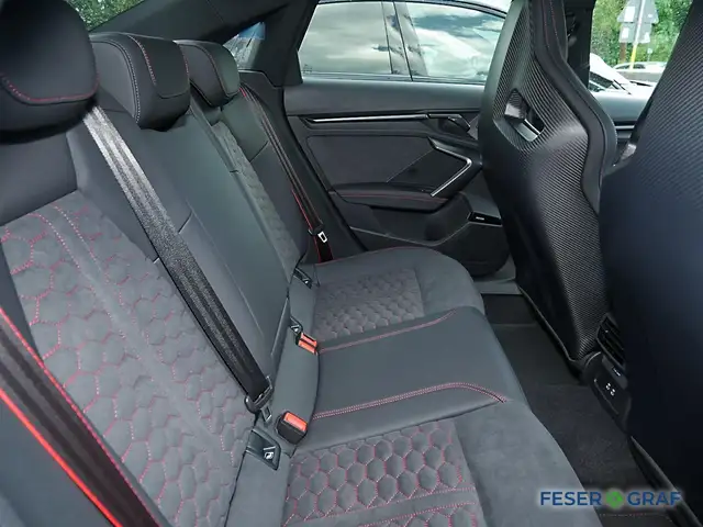 Audi RS3 view 6