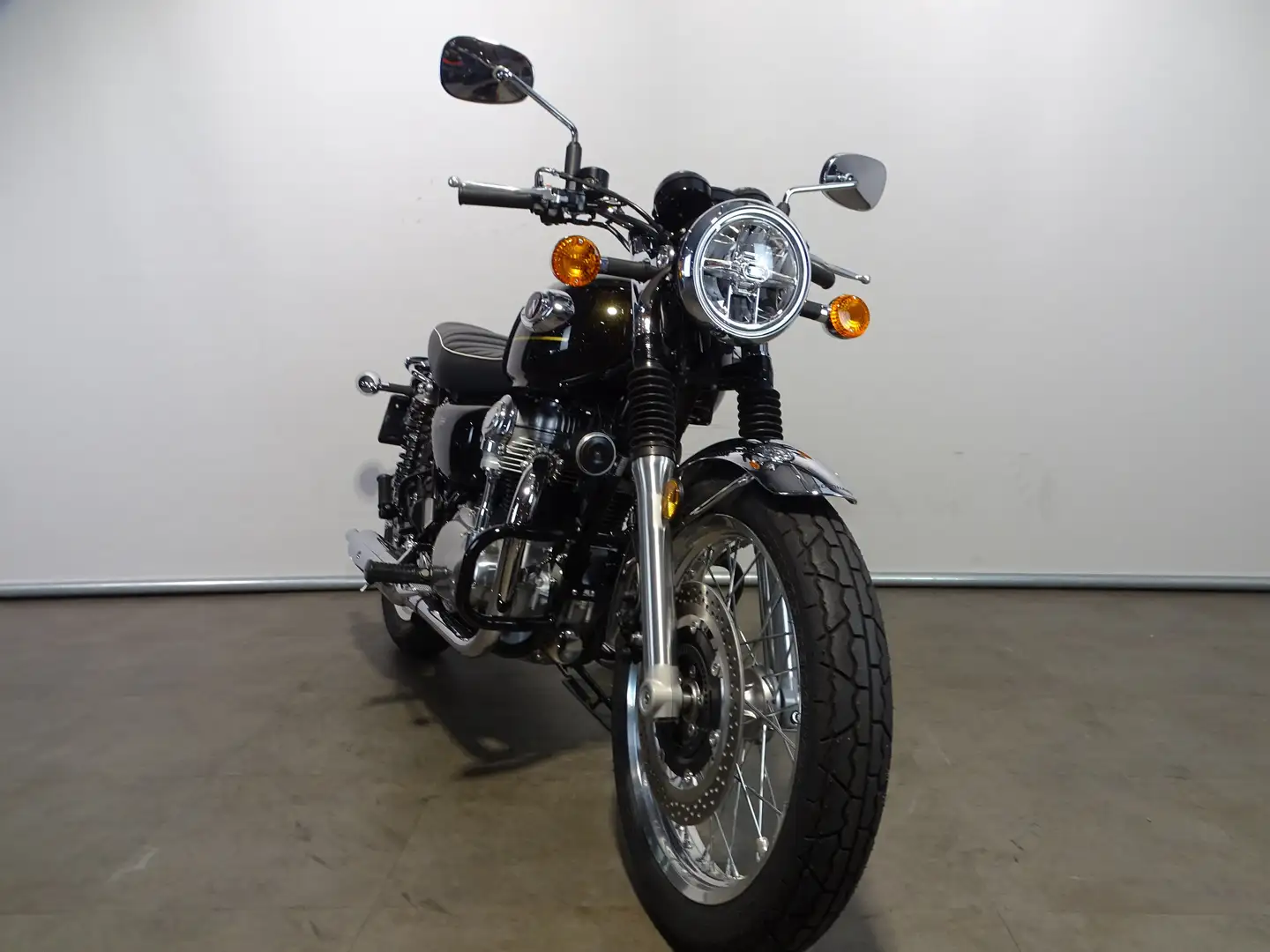 Kawasaki W 800 Zwart - 2