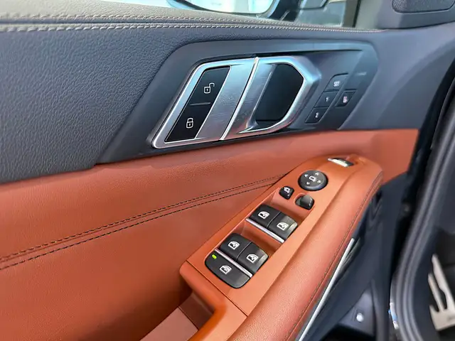 BMW X5 xDrive45e PHEV M-Sport Aut.*Panorama*Spur*Laser... Ansicht 31