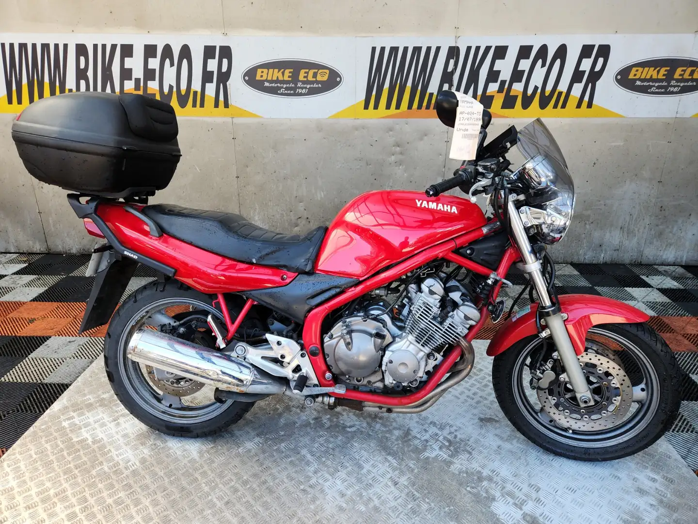 Yamaha XJ 600 Червоний - 1