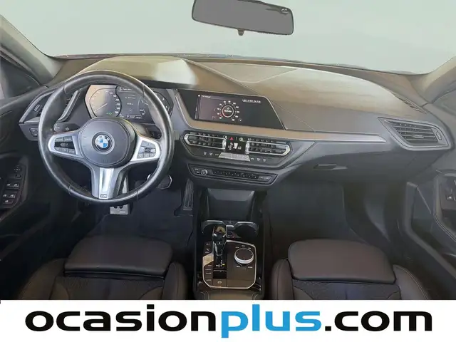 BMW 1 Series view 7