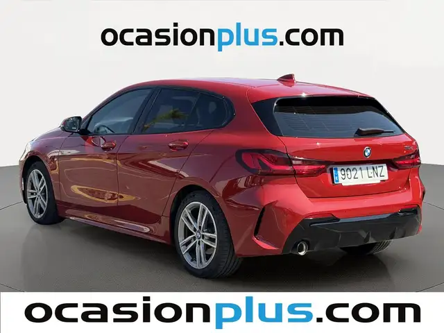 BMW 1 Series view 3
