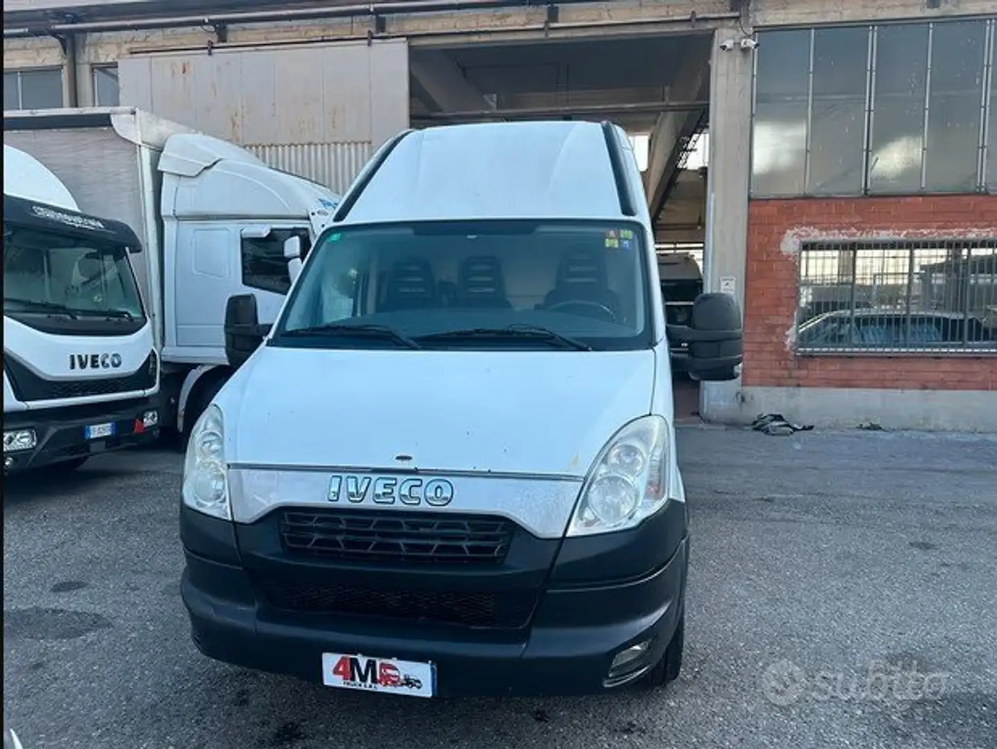 Iveco Daily 35s15 passo lungo Blanc - 2