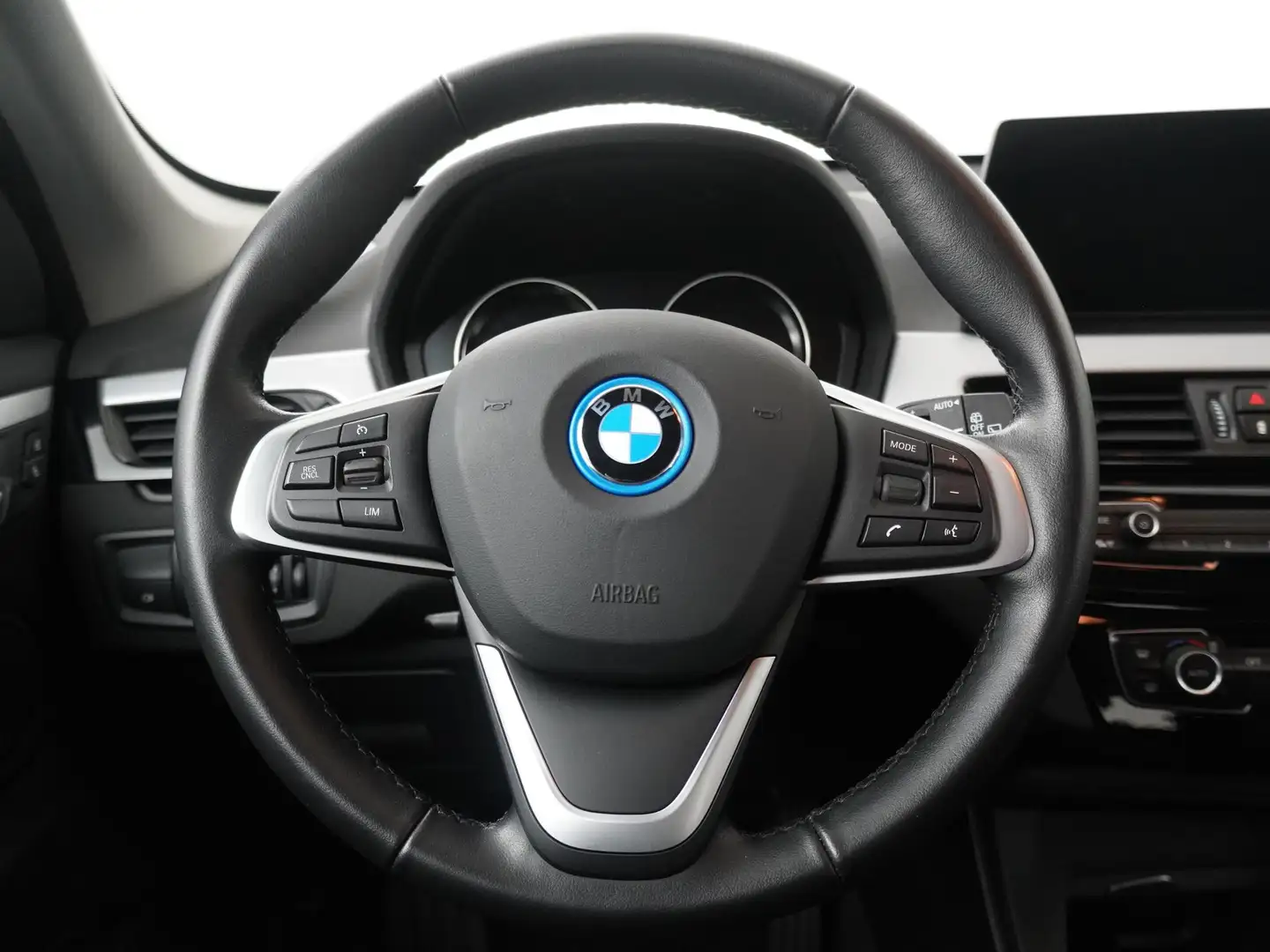 BMW X1 xDrive25e | Head-Up | 18'' | Sportstoelen | Camera Gris - 2