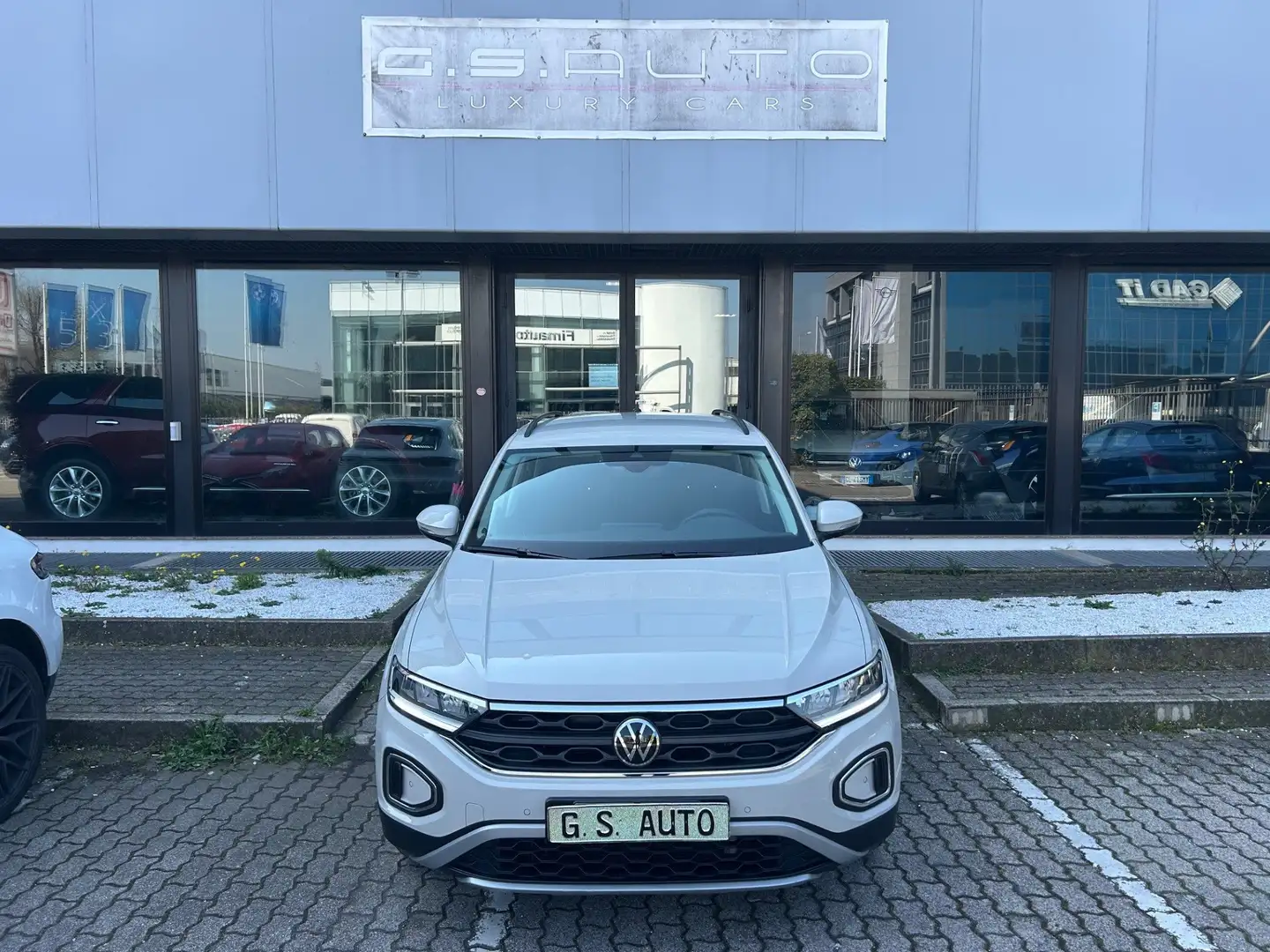 Volkswagen T-Roc 1.0 tsi Life 110cv NEOPATENTATI OK!!! Grigio - 2