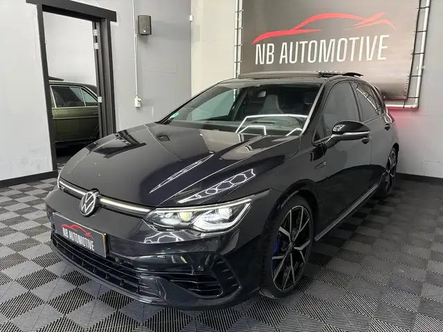 Volkswagen Golf R 8 2.0 TSI 4M Performance