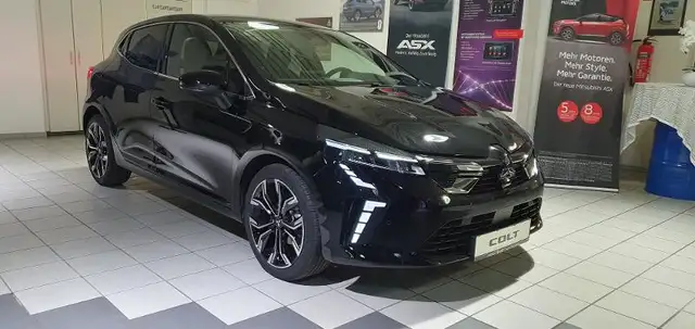 Mitsubishi Colt view 4