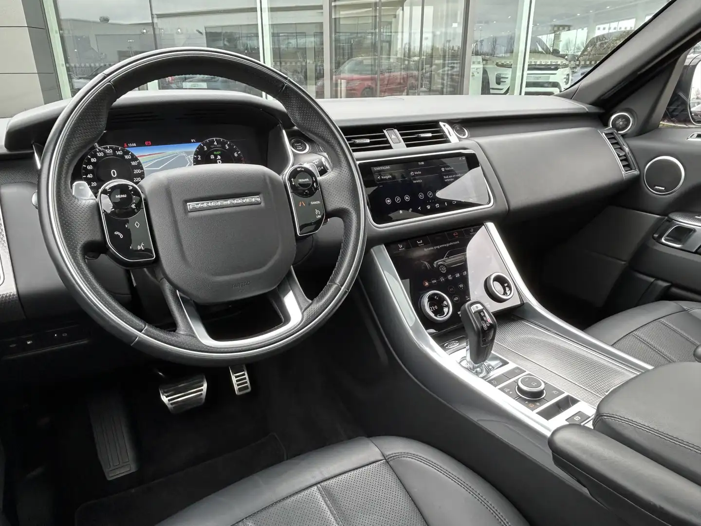 Land Rover Range Rover Sport P400e 404pk AWD HSE Dynamic | Panoramisch schuifda Rood - 2