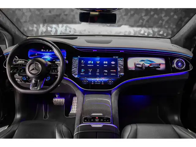 Mercedes-Benz EQE view 8