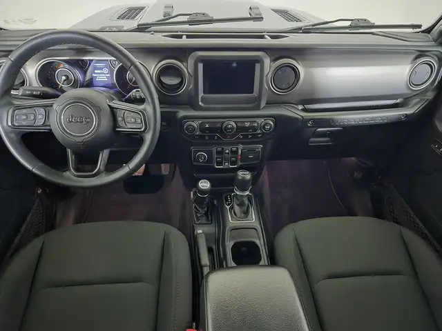 Jeep Wrangler view 8