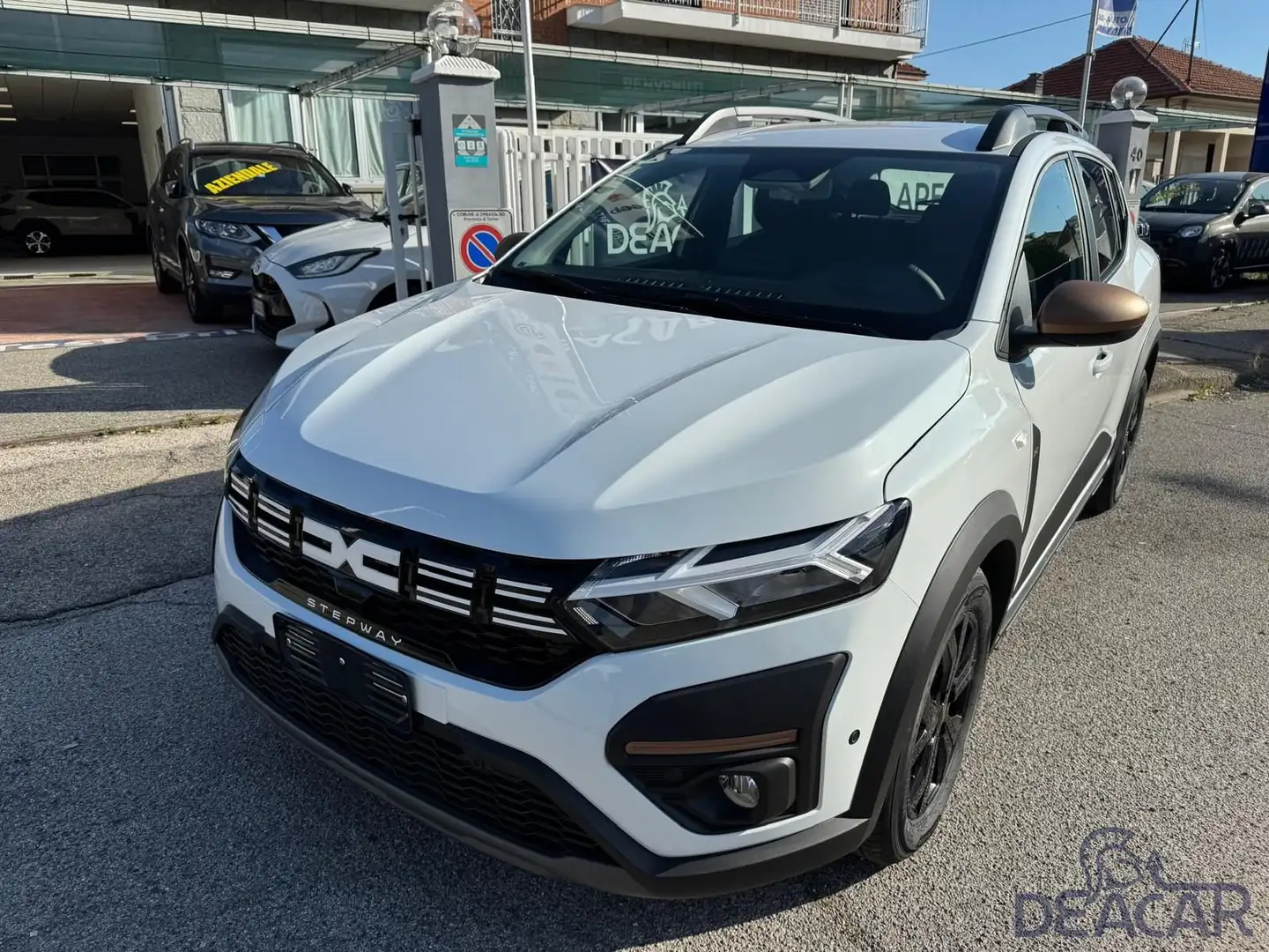 Dacia Sandero Sandero Stepway 1.0 TCe ECO-G Expression Weiß - 1