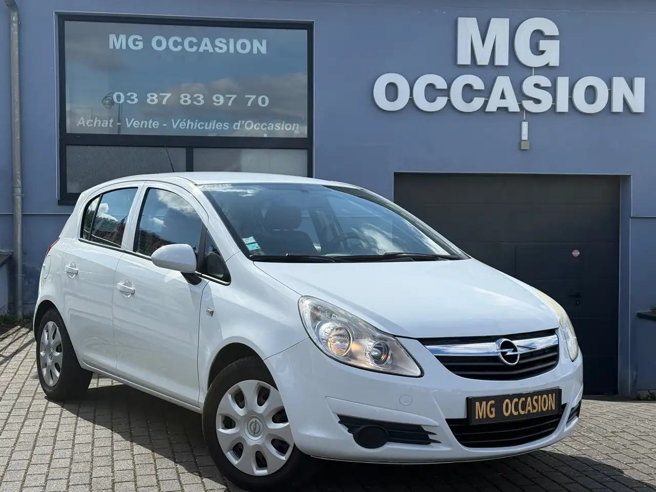 Opel Corsa 1.2 - 80 Twinport color edition
