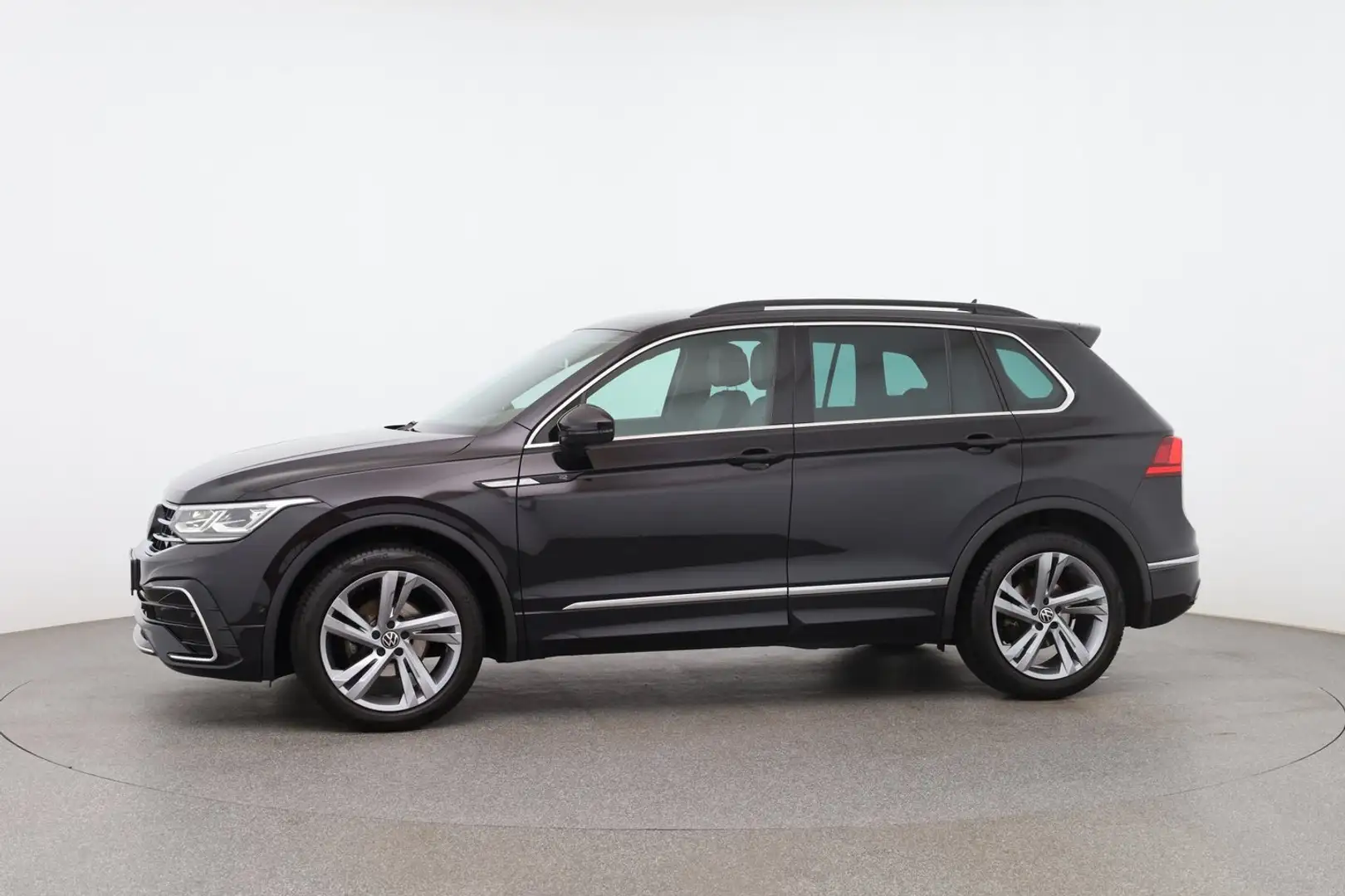 Volkswagen Tiguan R-Line TSI DSG Noir - 2
