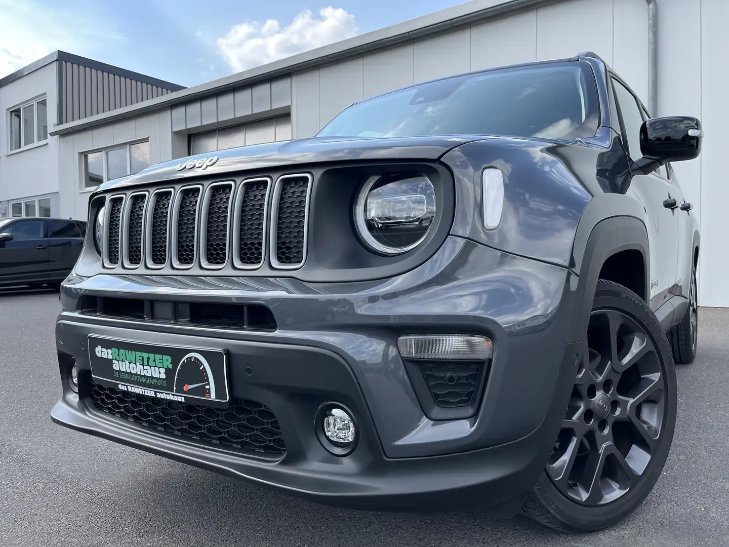 Jeep Renegade 1.5 MHEV 48V Limited Plug-In-Hybrid 138€ m. 20% Gris - 1