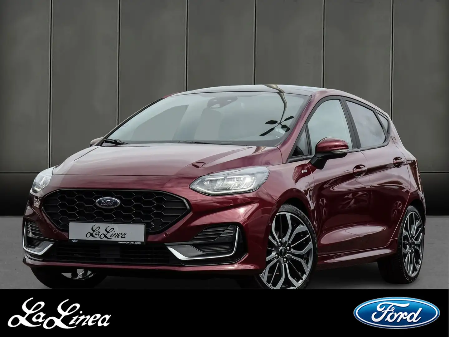 Ford Fiesta ST-Line Vignale Panoramadach Rood - 1