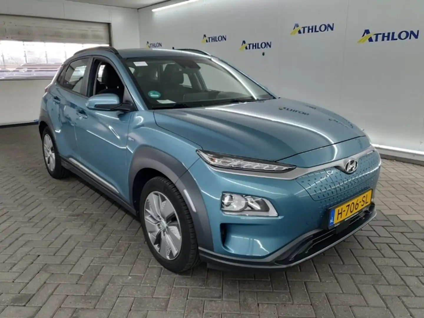 Hyundai KONA EV Comfort 64 kWh (204 PK) 1e-Eig. & Dealer-Onderh Blauw - 2