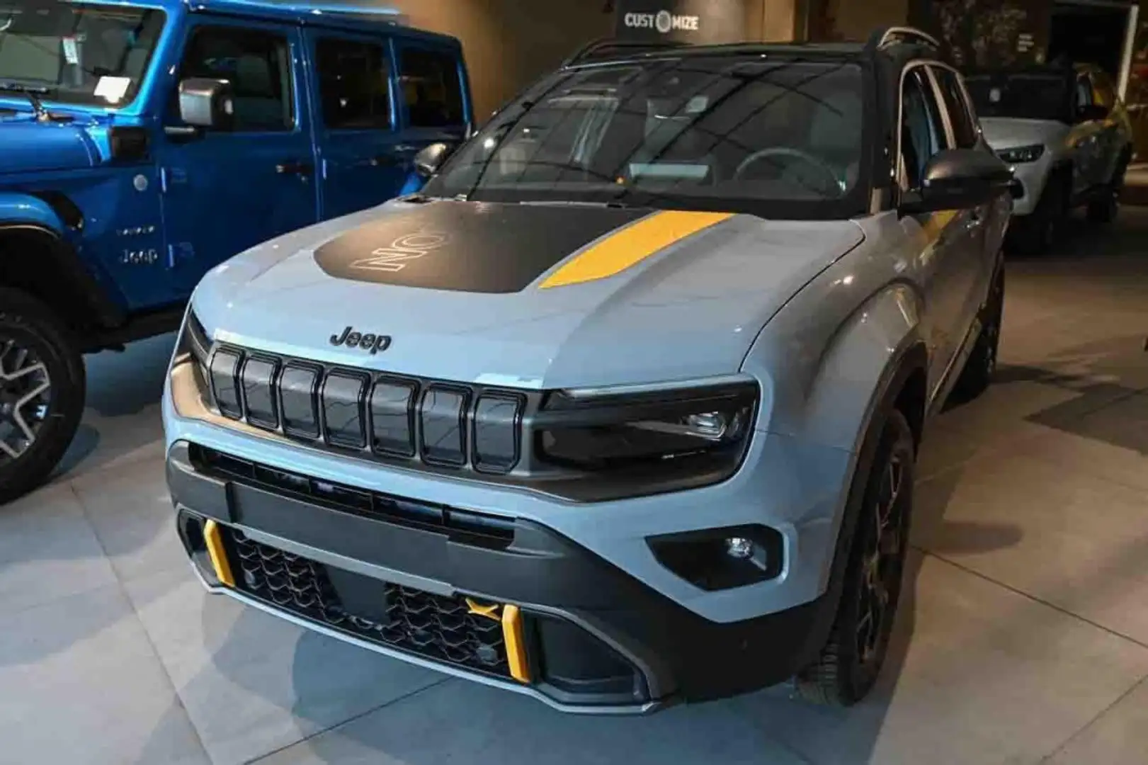 Jeep Avenger 1.2 Turbo 145 CV MHEV 4xe The North Face Grigio - 1