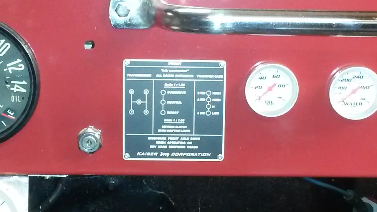 Jeep CJ-5 Kaiser Jeep CJ5 225 Dauntless 3.7L V6, foto 7