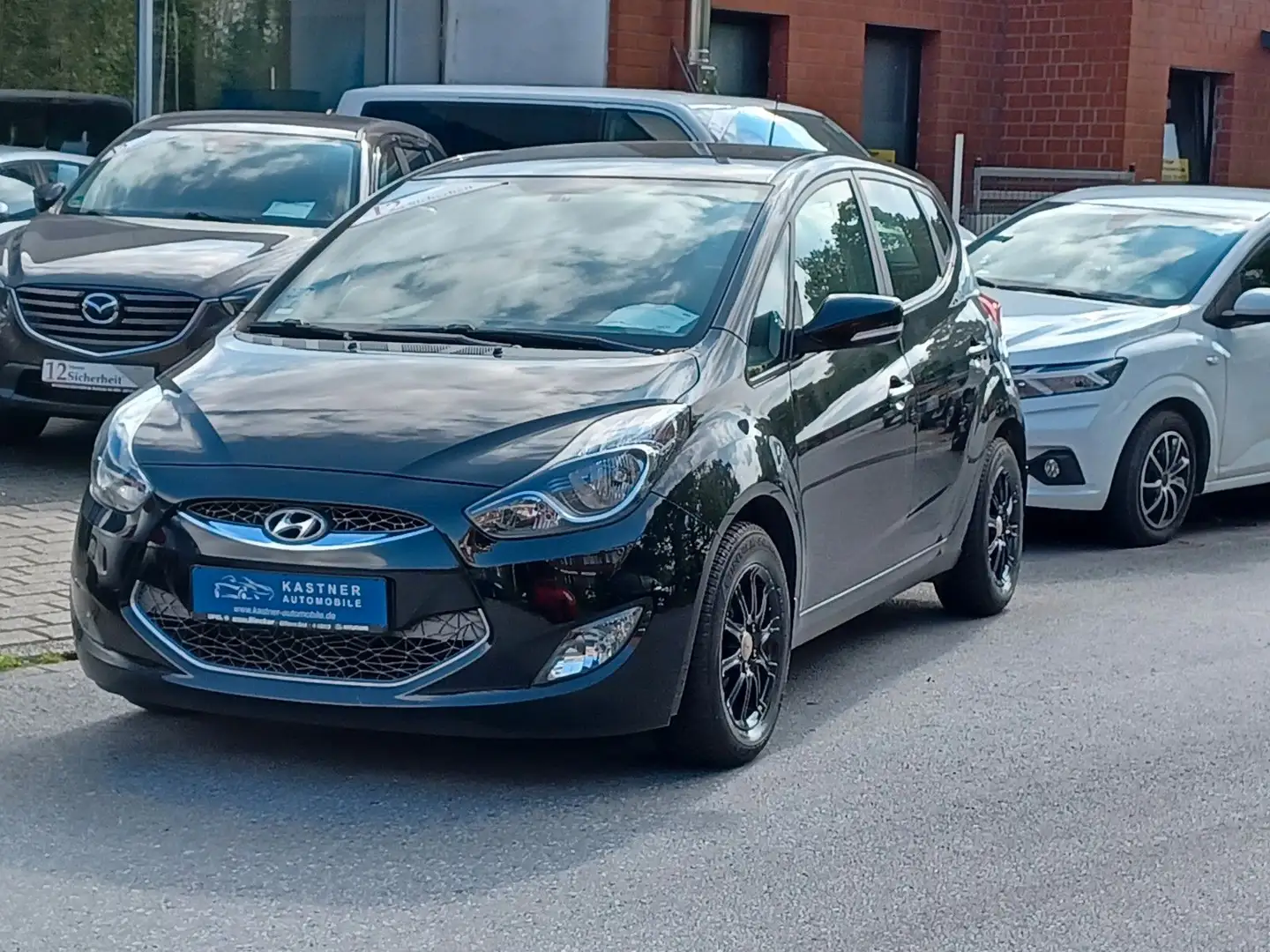 Hyundai iX20 Klima, Top-Hifi-Anl., Kamera, Leder, Sitzhz Schwarz - 2