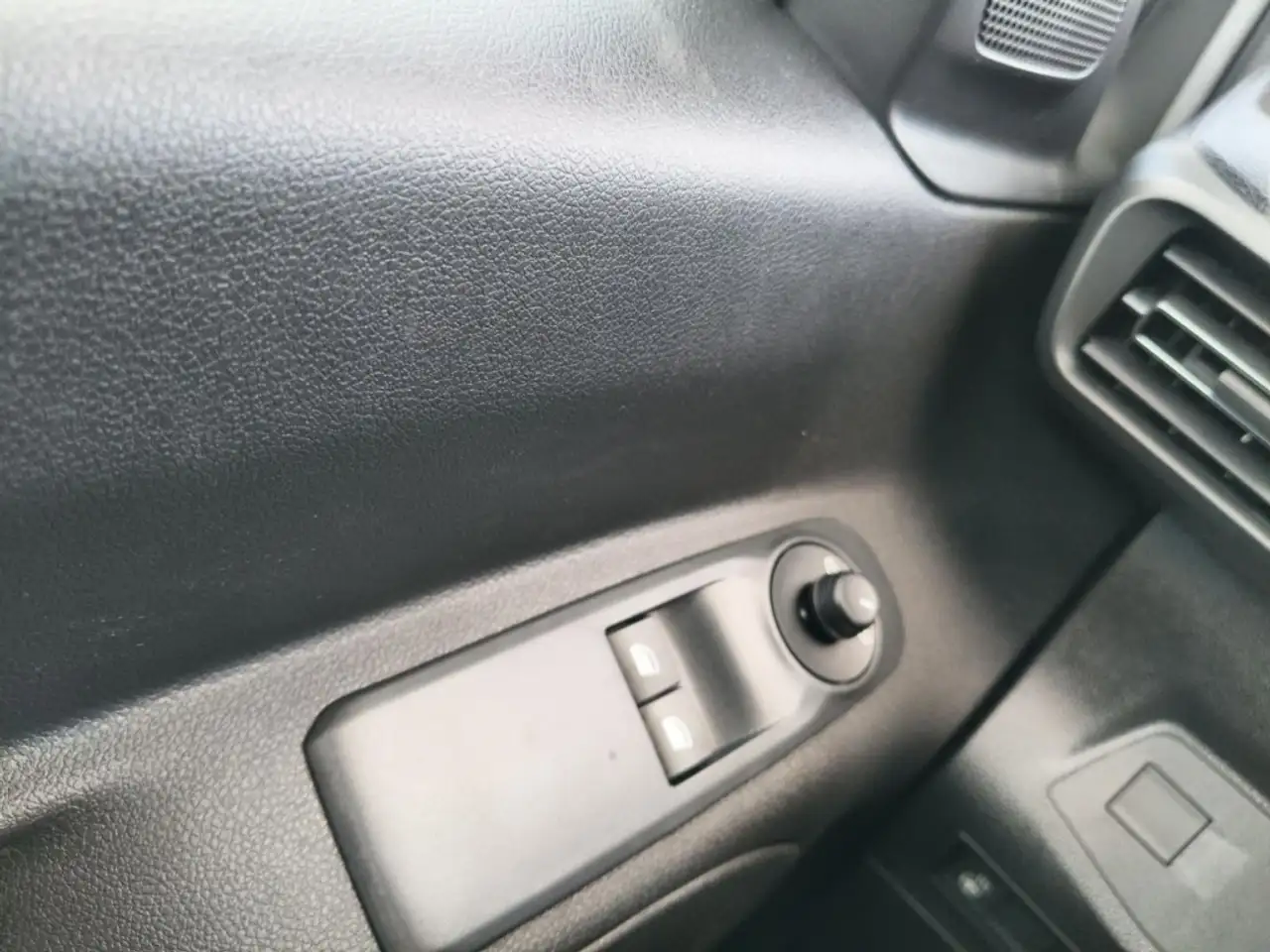 Opel Combo Life 1.5D LED+KLIMA+PDC+CARPLAY 18