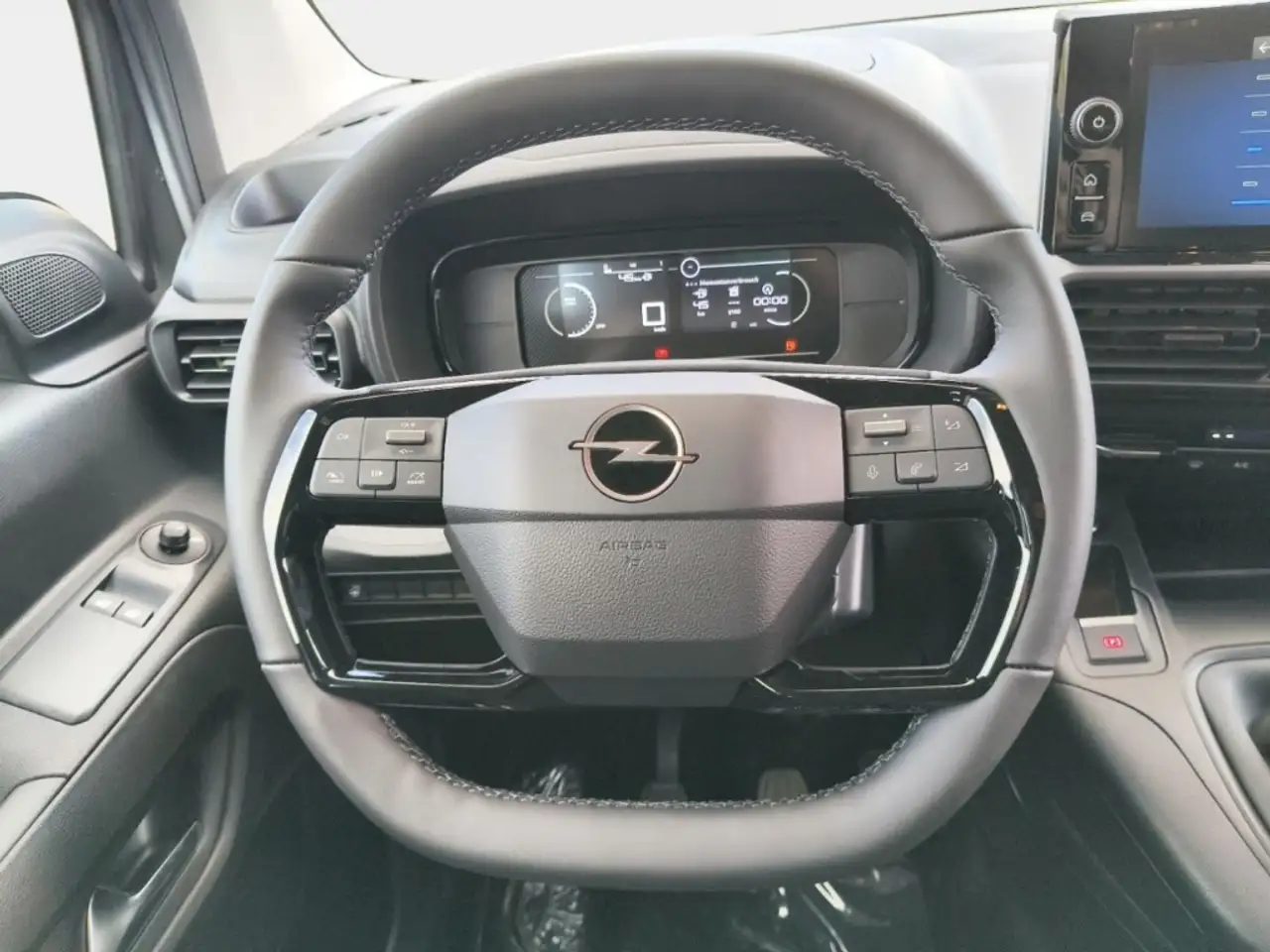 Opel Combo Life 1.5D LED+KLIMA+PDC+CARPLAY 19