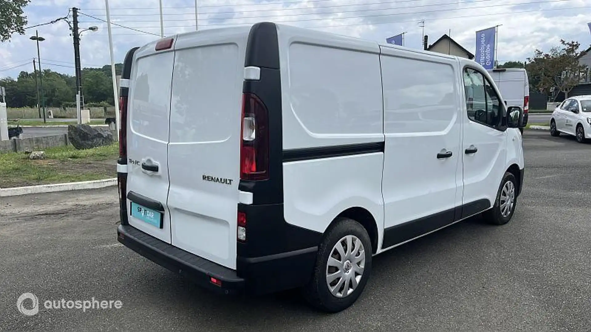 Renault Trafic L1H1 1000 2.0 dCi 120ch Grand Confort E6 - 2