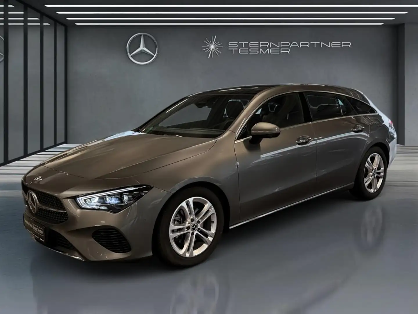 Mercedes-Benz CLA 200 d SB PROGR.+360°+AMBI+TOTW+DISTR+PANO Grau - 2