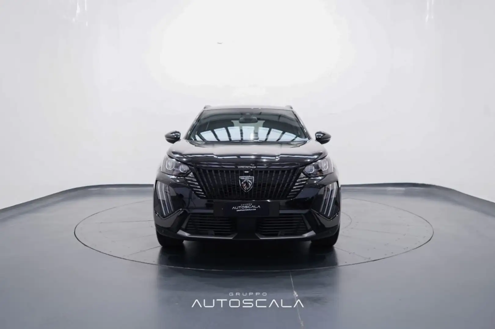 Peugeot 2008 1.2 cvPureTech 100 S&S Allure Noir - 2