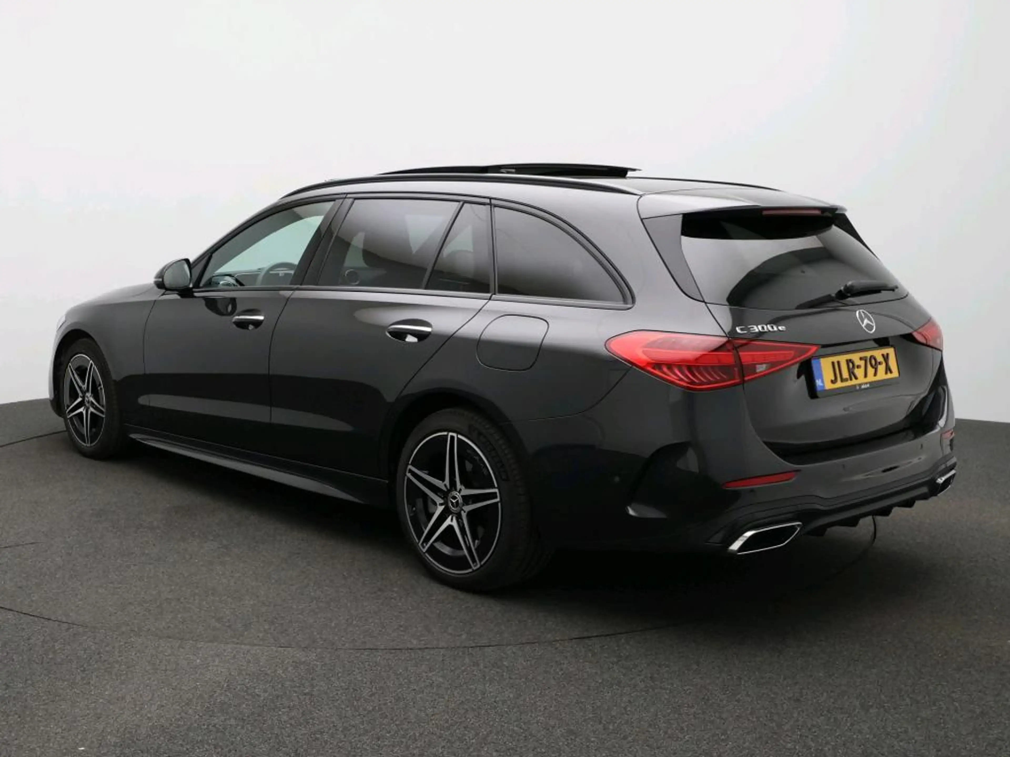 Mercedes-Benz C 300 Estate e Business Solution AMG AMG Line | Night Pa — photo 4