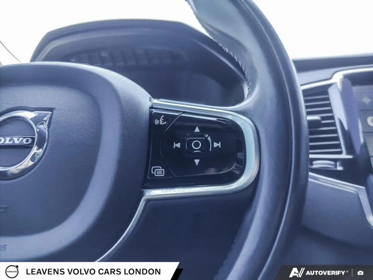 Volvo XC90 photo Volvo XC90
