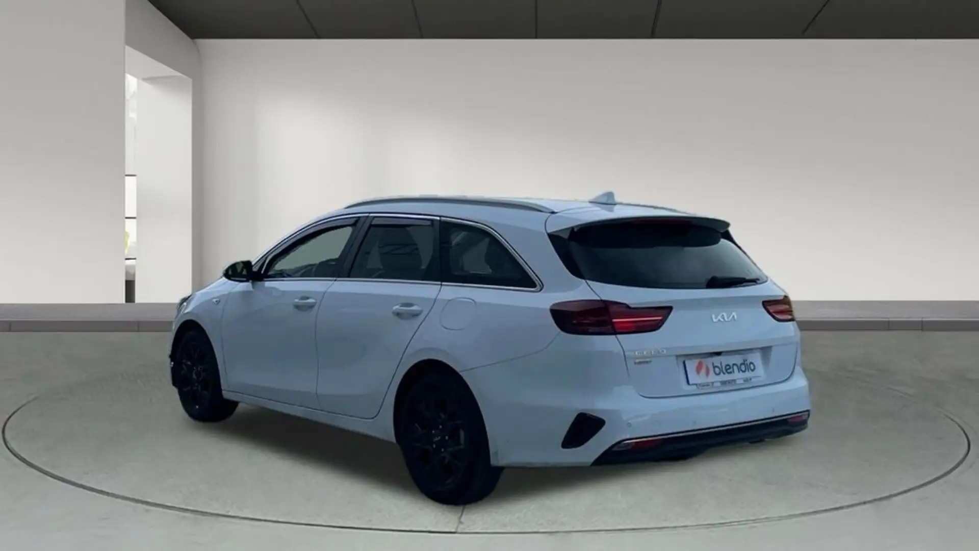 Kia Ceed / cee'd 1.0 MHEV 88KW DRIVE DCT TOURER 120CV 5P Blanc - 2