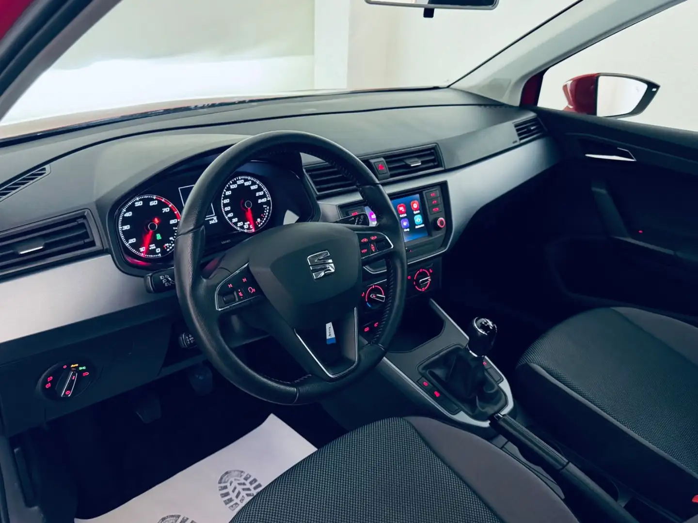 SEAT Arona Style 1.0 CNG * R-KAM * ACC * 8xALU* AHK Червоний - 2