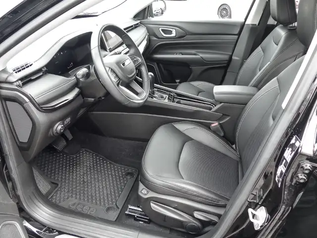 Jeep Compass view 13