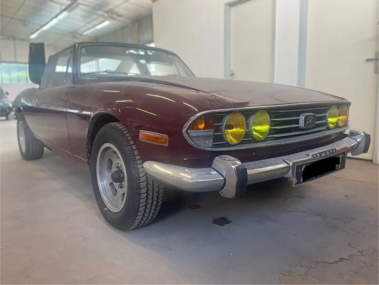 Triumph Stag - 1