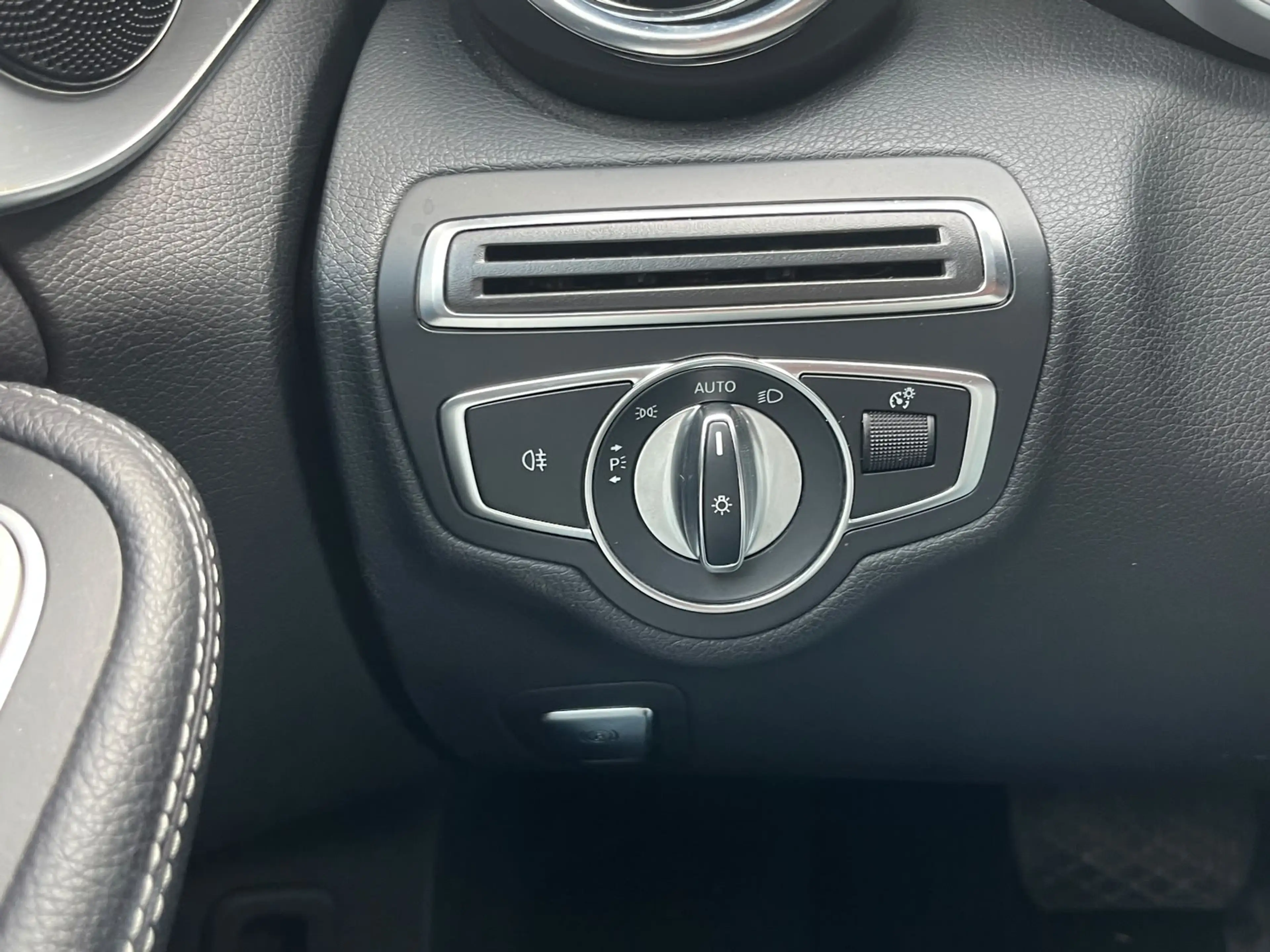 Mercedes-Benz C 200 amg Sport Edition — photo 12
