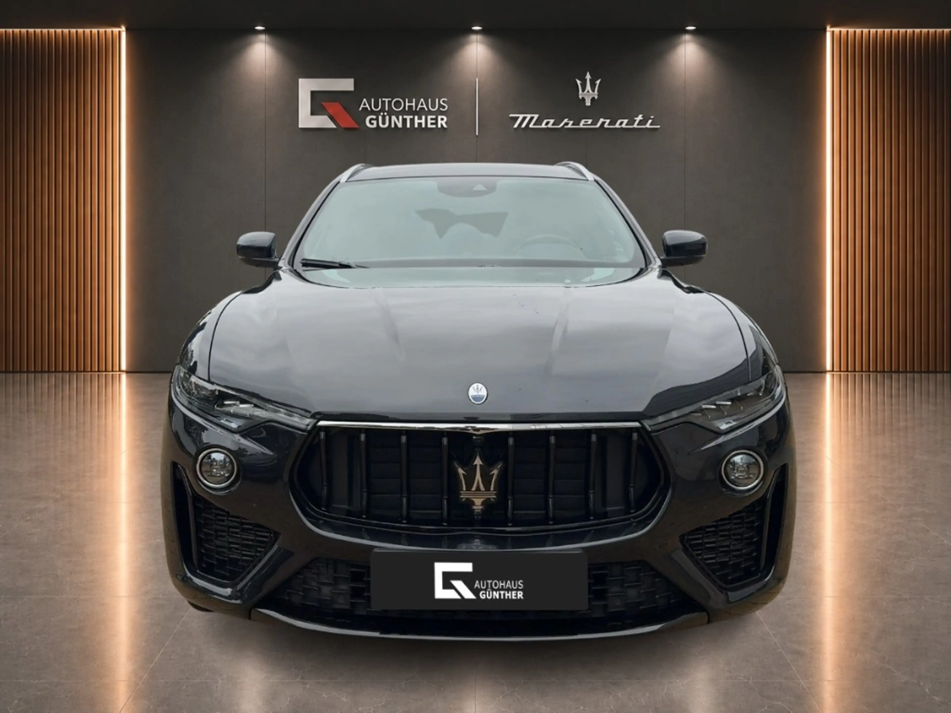 Maserati Levante Modena S MY22 430HP Carbon Pano 21 Zoll — photo 6