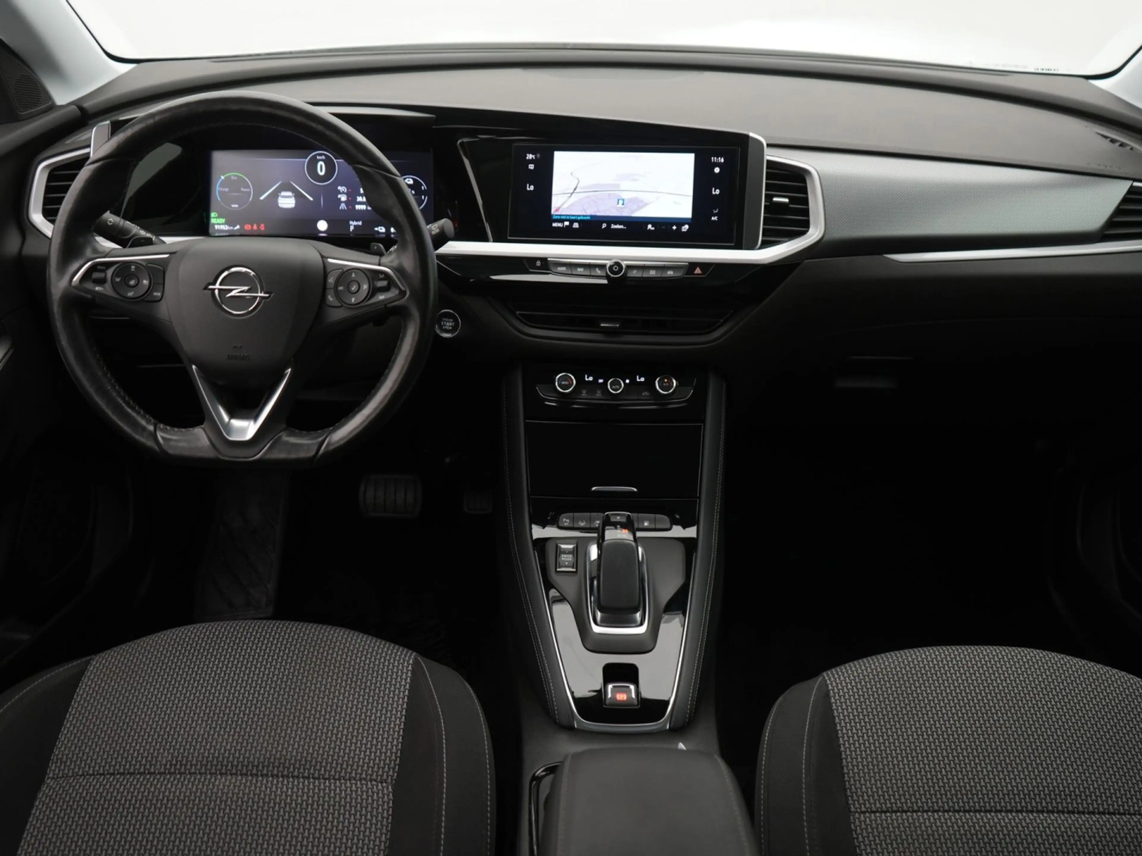 Opel Grandland 1.6 Turbo Plug-In Hybrid Business Edition - Automa — photo 4