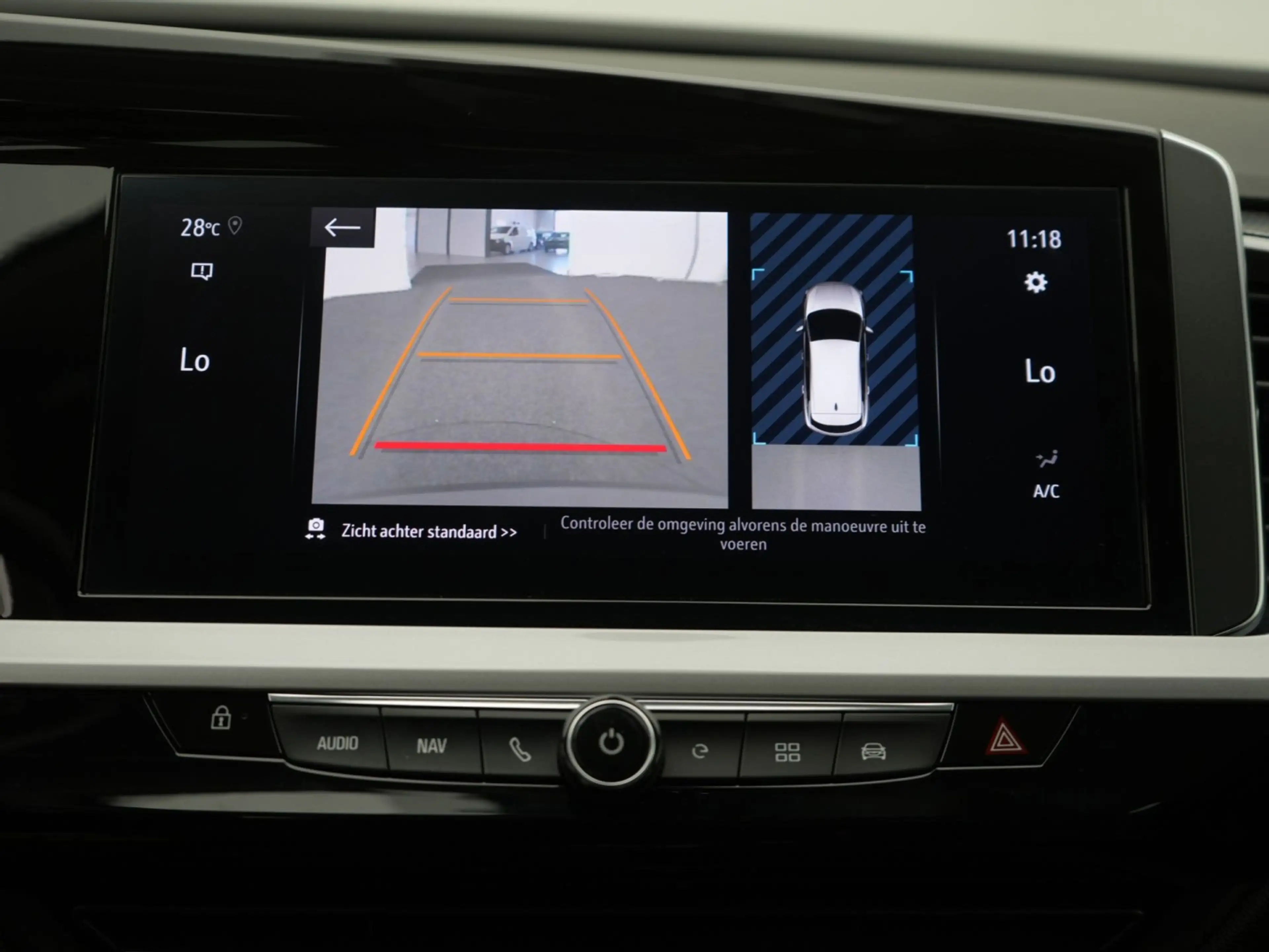 Opel Grandland 1.6 Turbo Plug-In Hybrid Business Edition - Automa — photo 11