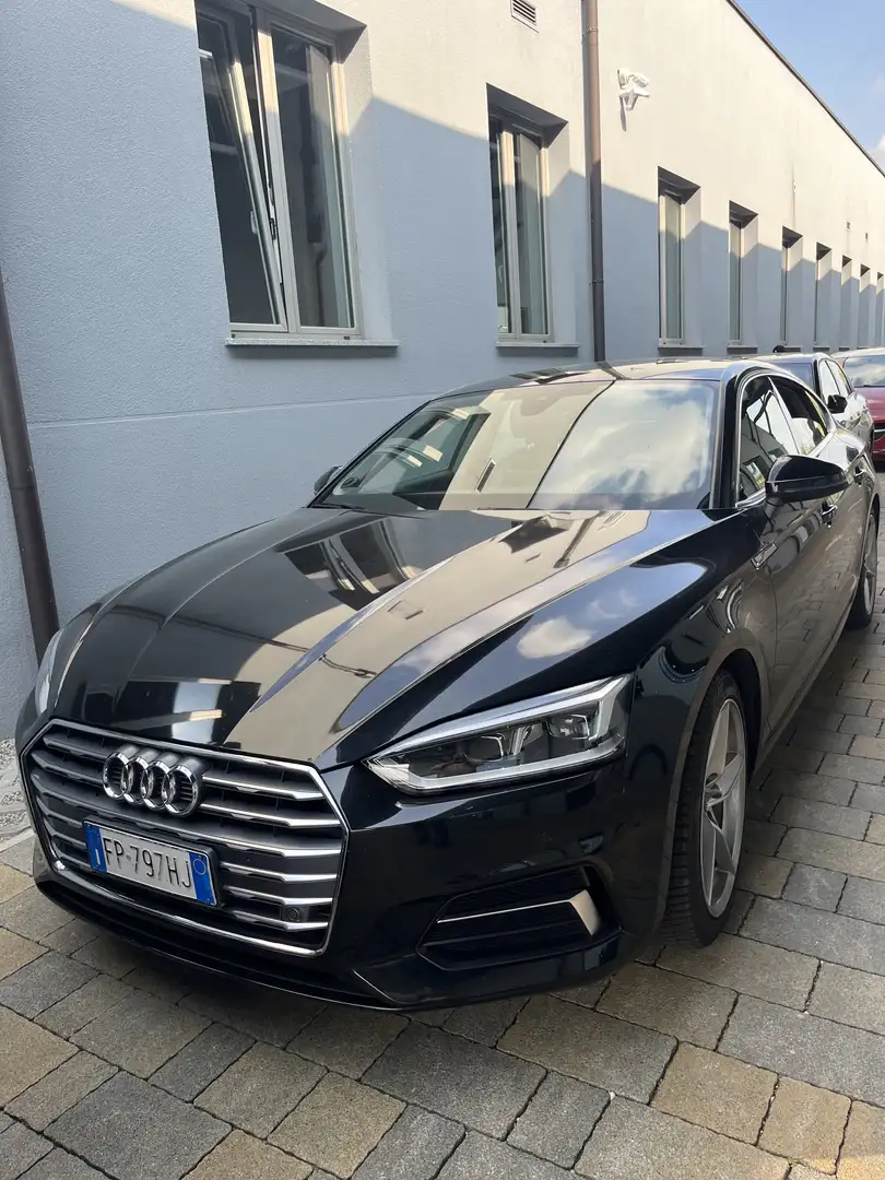Audi A5 Sportback 40 2.0 tdi Business Sport 190cv s-tronic Nero - 1