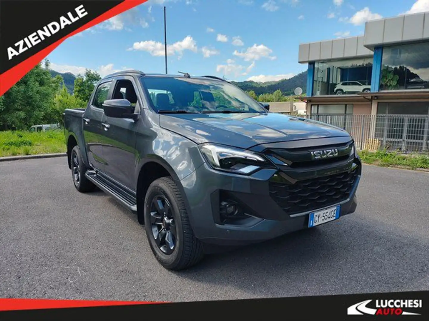 Isuzu D-Max 1.9 aut. Crew Nitro Sport Cab Grigio - 1
