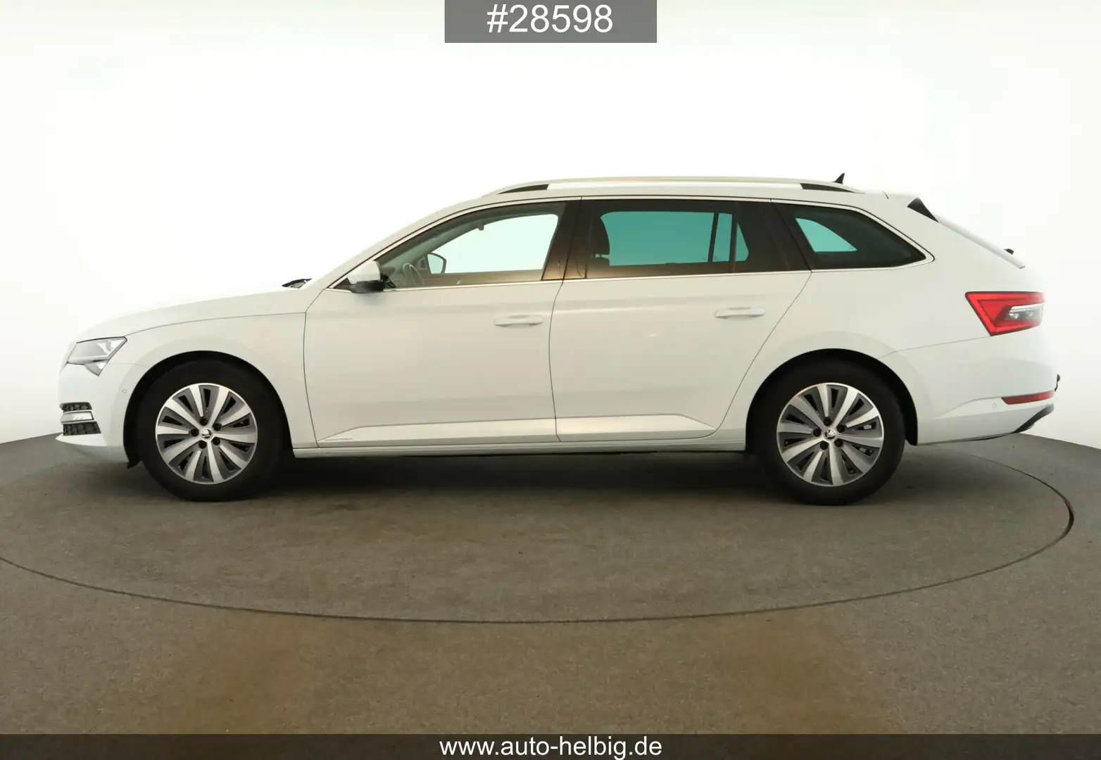Skoda Superb Superb Combi 2.0 TDI Style #Virtual#ACC#LED#Cam# Weiß - 2