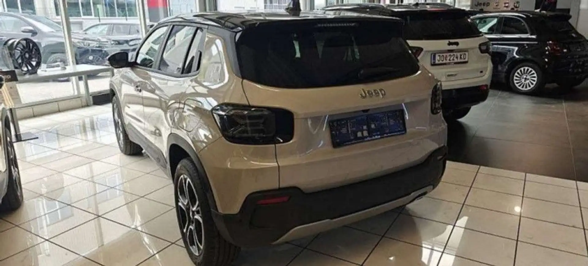 Jeep Avenger 1.2 GSE T3 Summit Beige - 2