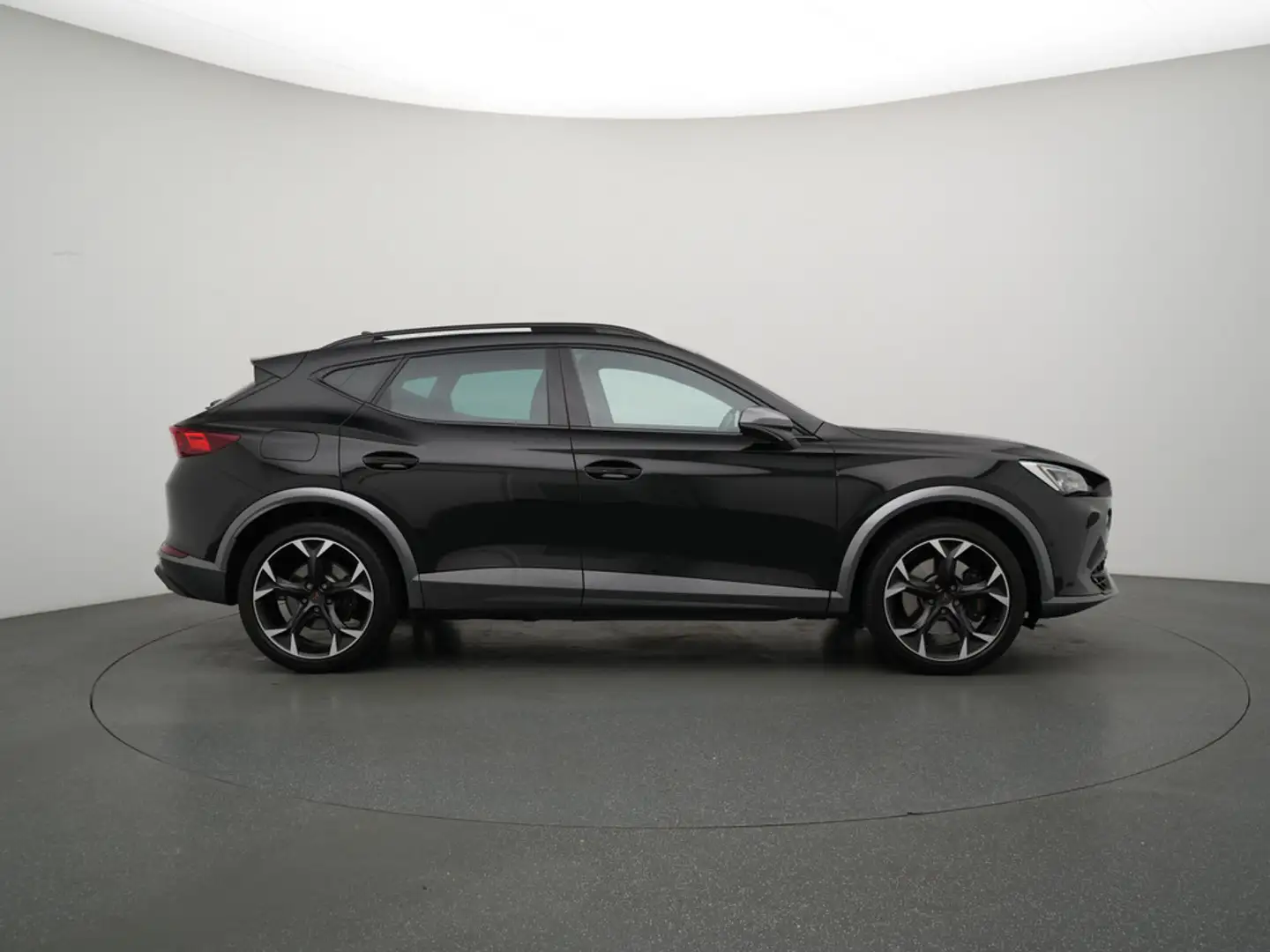 CUPRA Formentor VZ e-Hybrid PANO LEDER AHK ACC NAVI Schwarz - 2