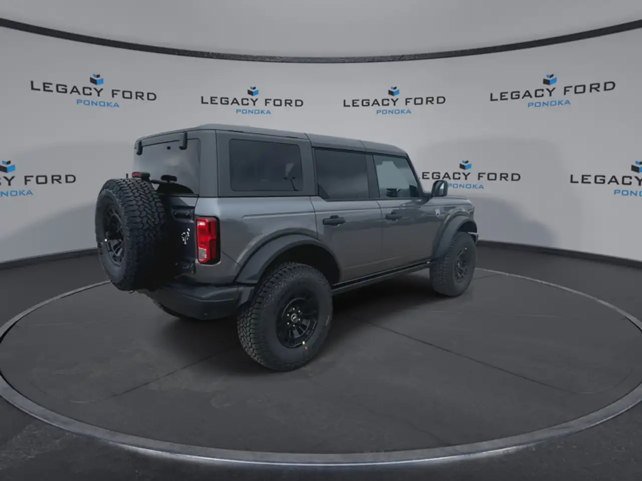Ford Bronco снимка Ford Bronco