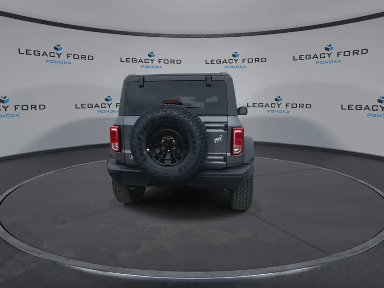 Ford Bronco снимка Ford Bronco