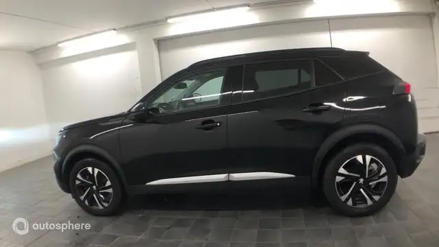 Peugeot 2008 view 8