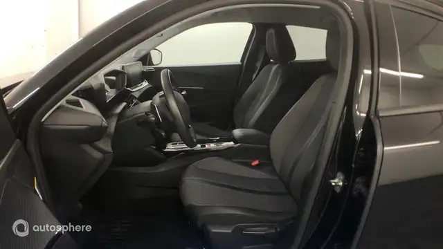 Peugeot 2008 view 12