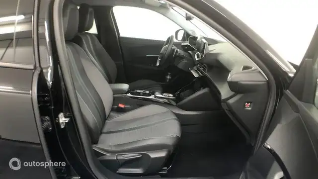 Peugeot 2008 view 15